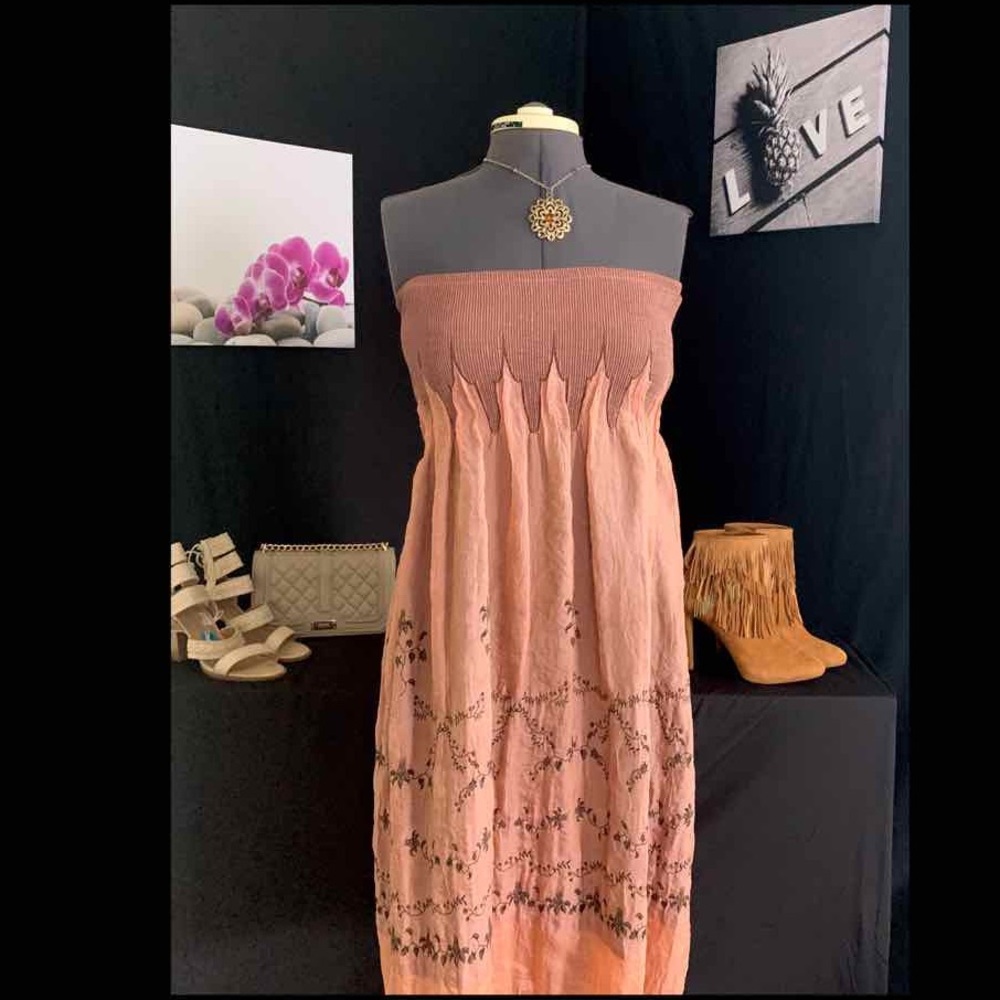 SUMMER 🌴 Brown Strapless Shimmer Dress